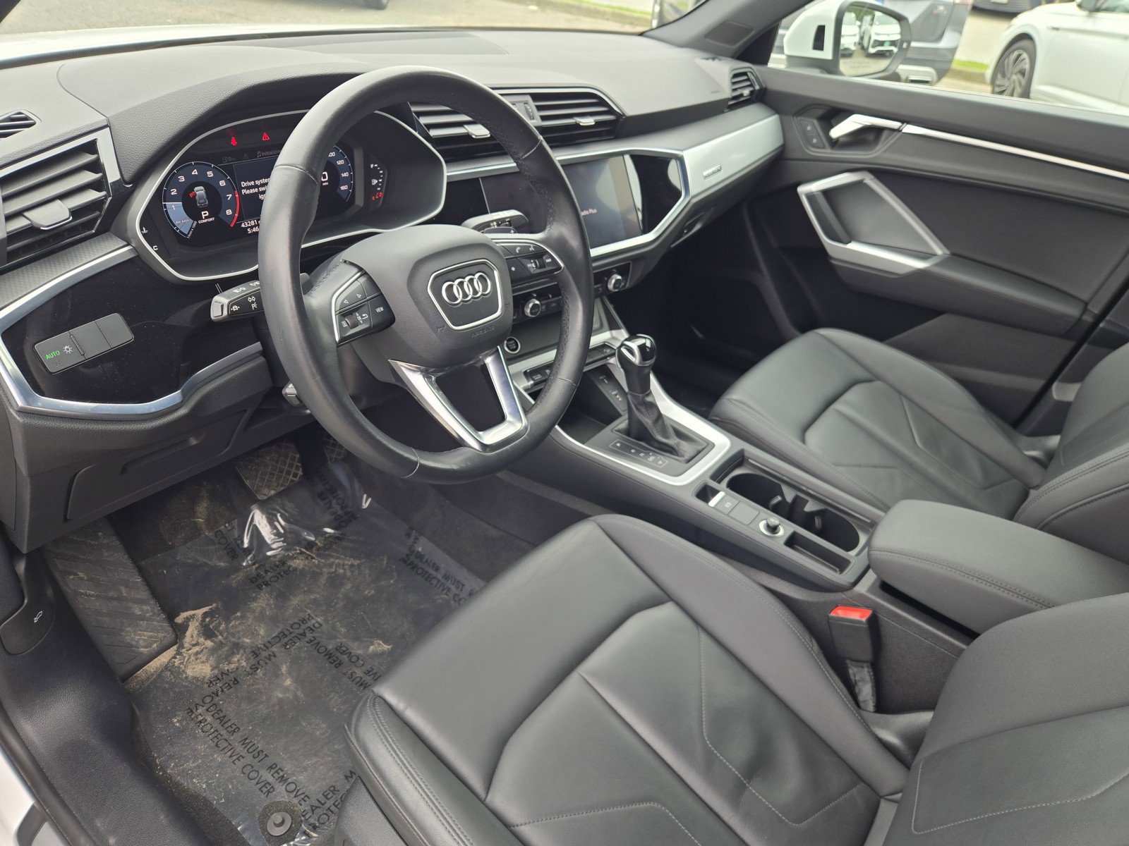 Used 2021 Audi Q3 2.0T Premium image 10