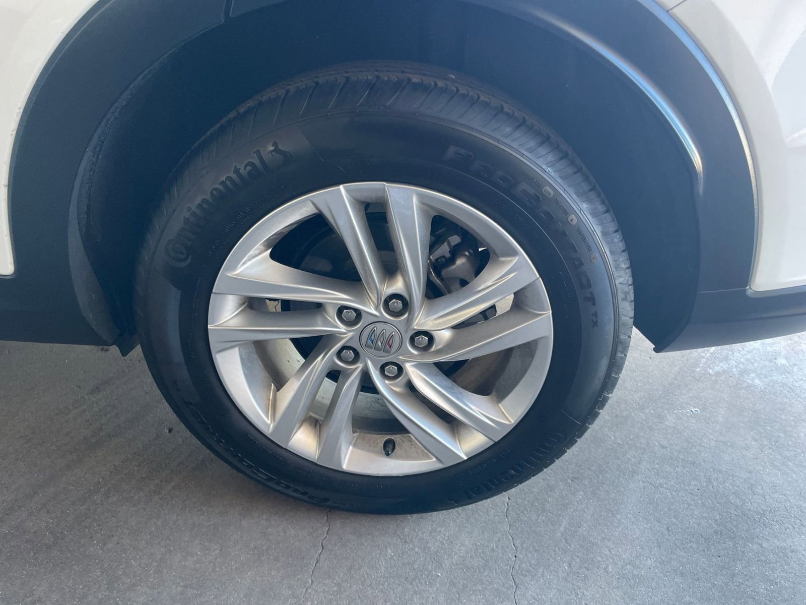 Used 2025 Buick Envista Preferred image 29