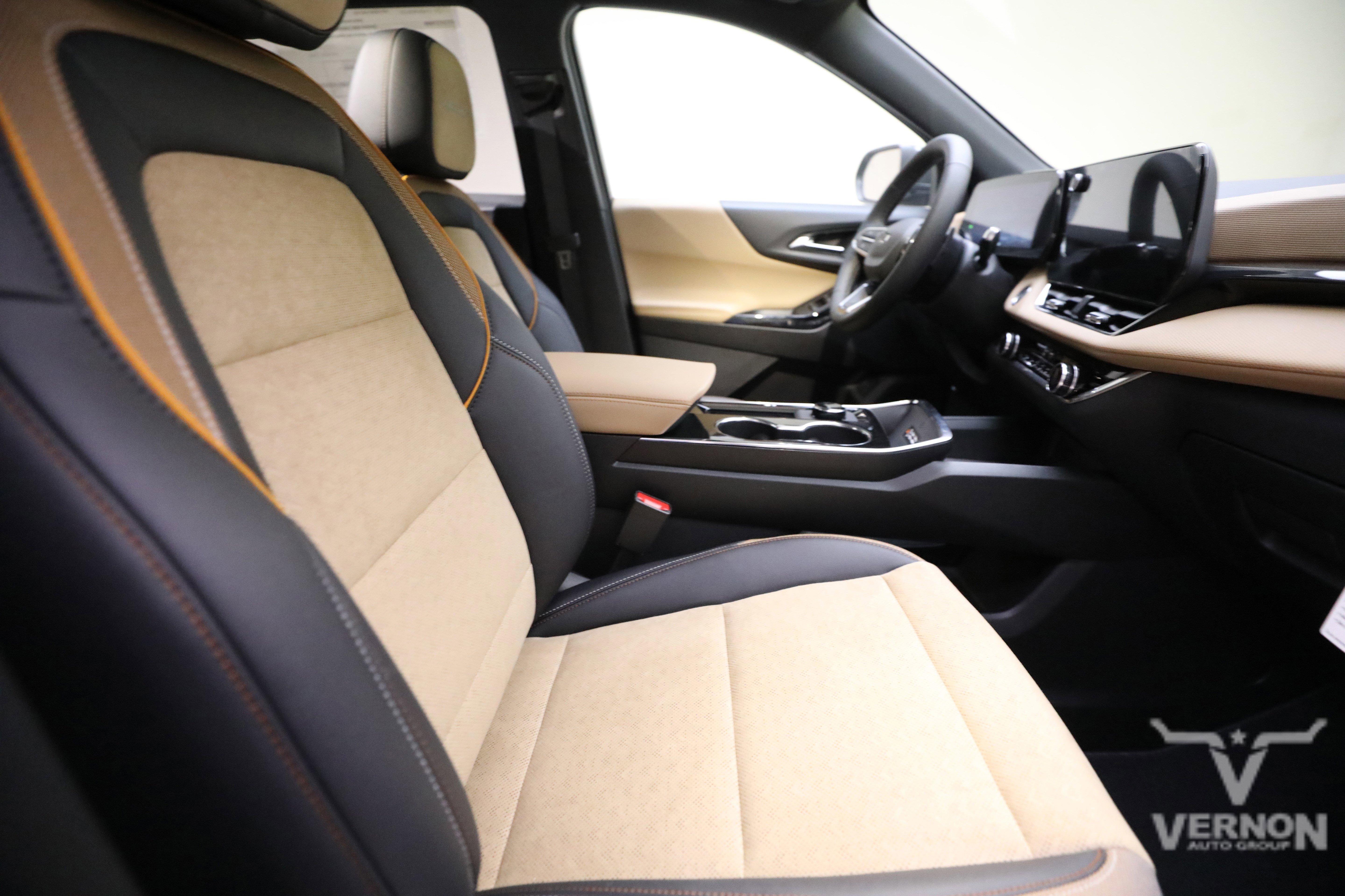 New 2026 Chevrolet Equinox ACTIV w/ Safety and Technology Package image 11