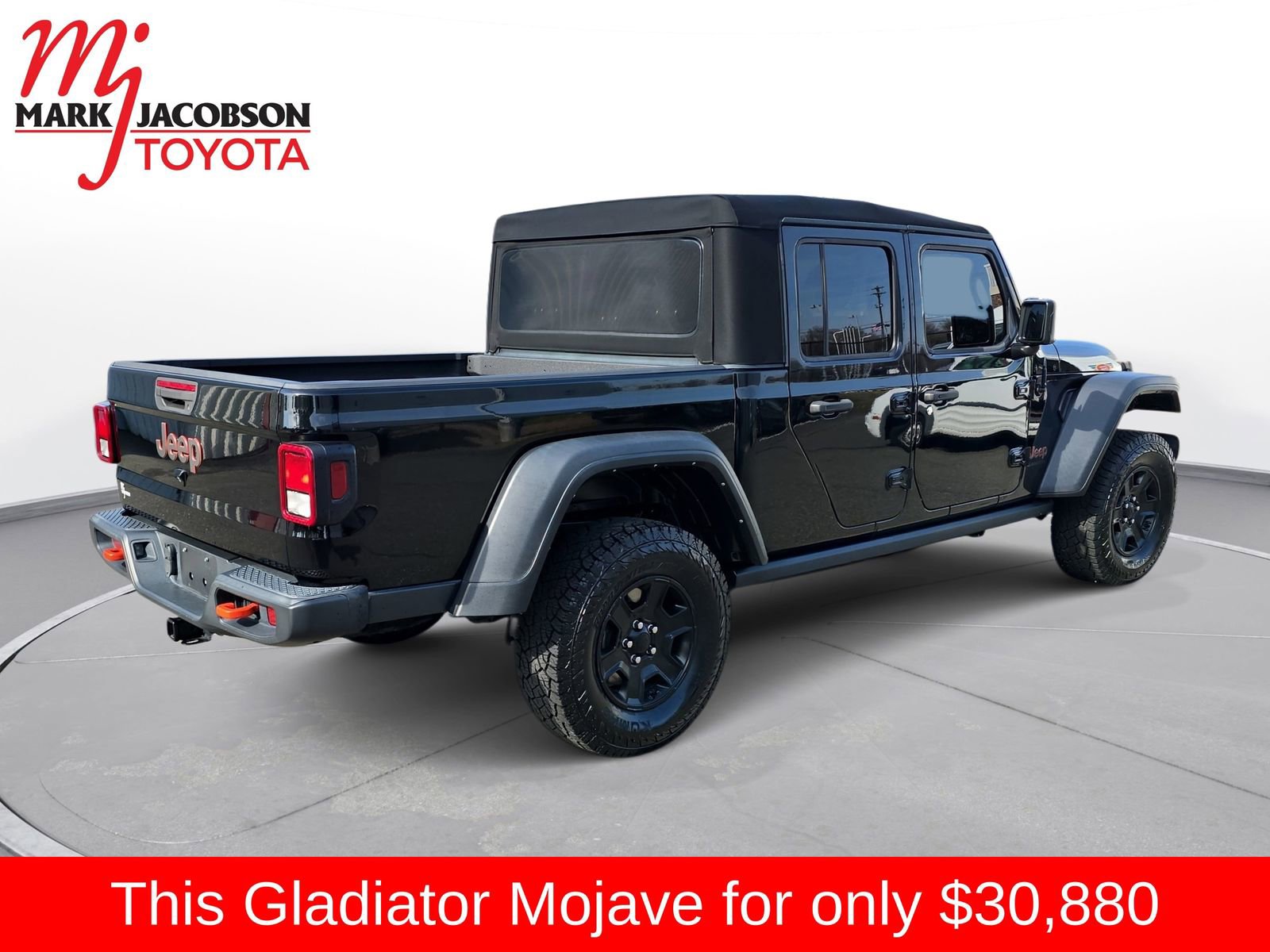 Used 2022 Jeep Gladiator Mojave w/ Cold Weather Group image 11