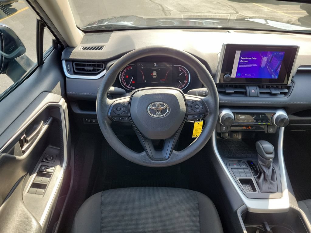 Used 2024 Toyota RAV4 LE AWD/4WD image 14
