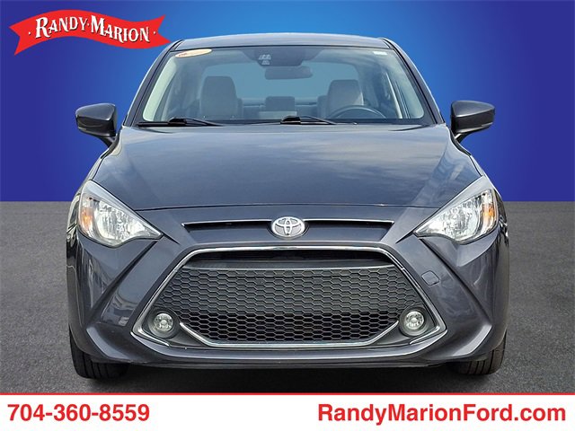 Used 2019 Toyota Yaris LE image 2