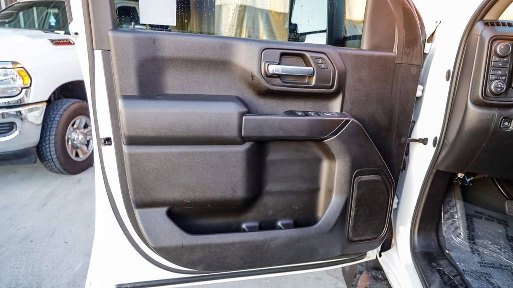 Used 2023 Chevrolet Silverado 2500 Custom w/ Custom Value Package image 21