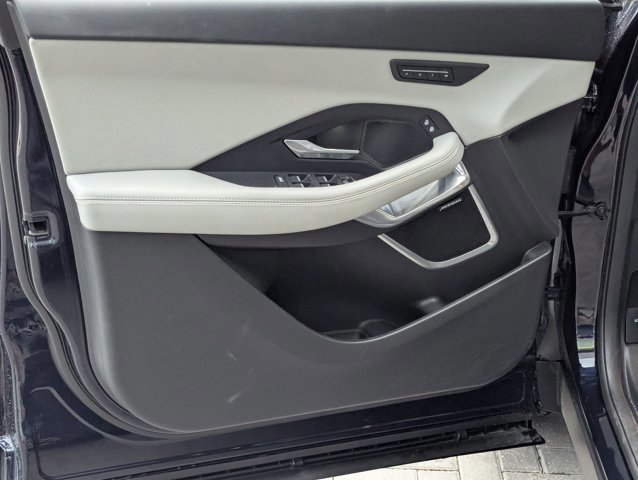 Certified 2024 Jaguar E-PACE R-Dynamic SE AWD/4WD image 8