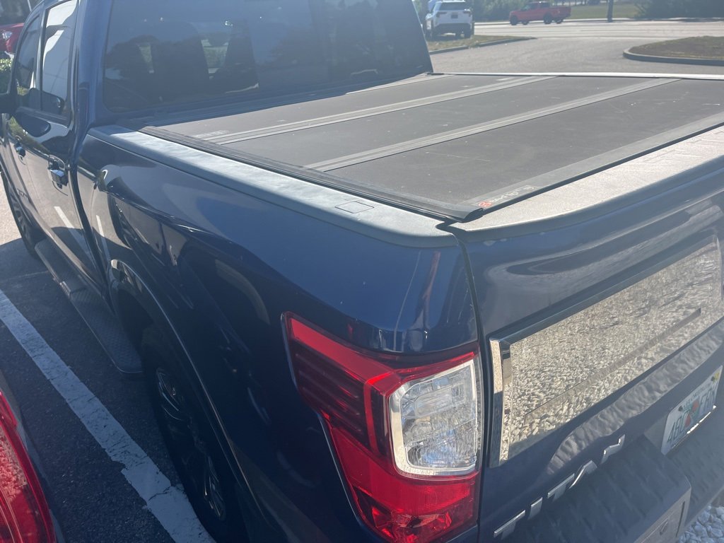 Used 2017 Nissan Titan Platinum Reserve image 7