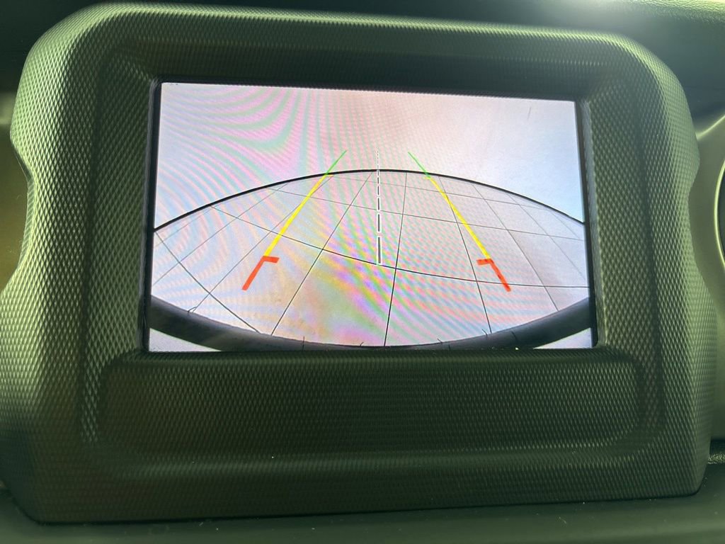 Used 2019 Jeep Wrangler Sport image 28