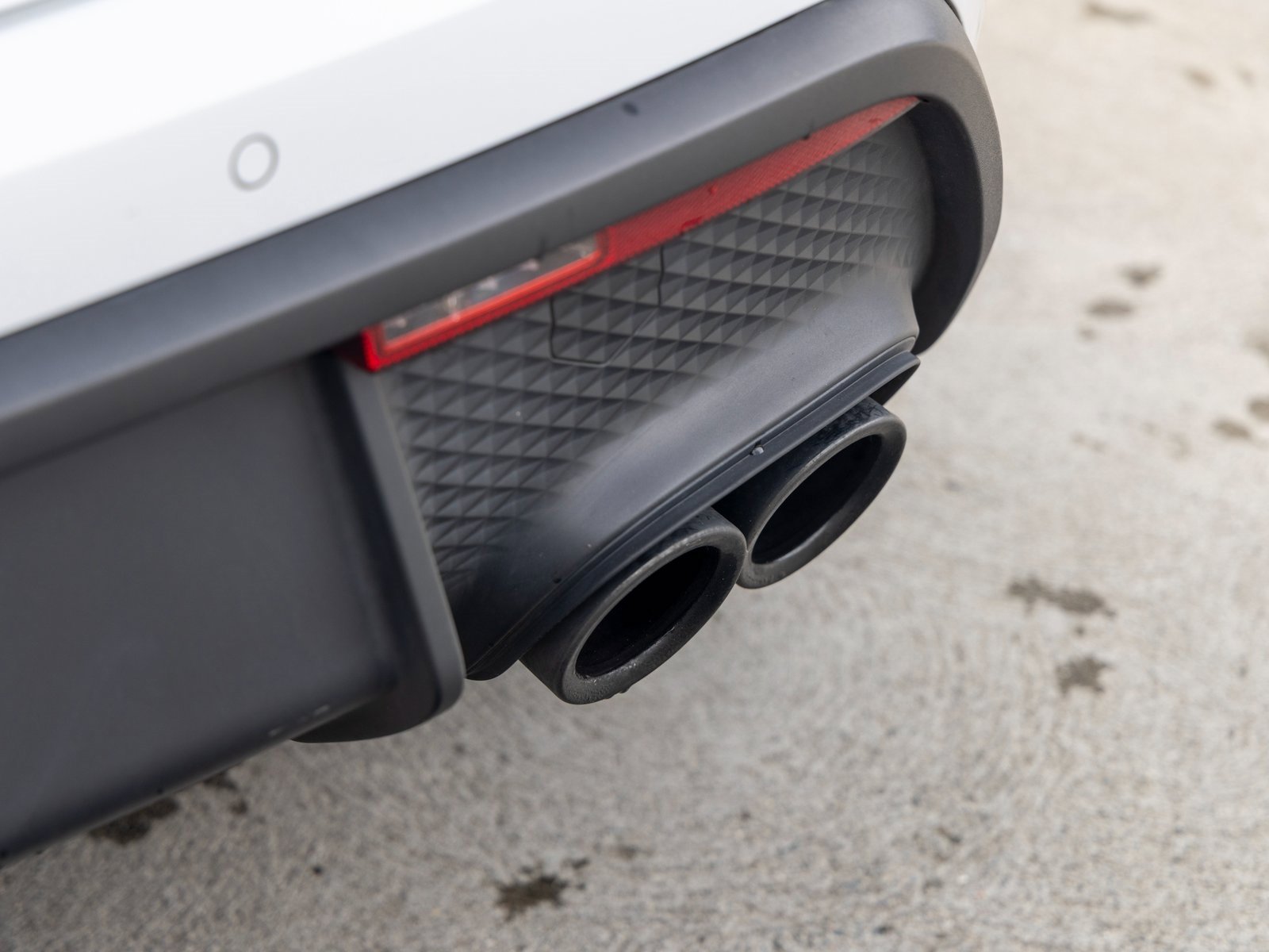 Certified 2023 Porsche Macan image 20