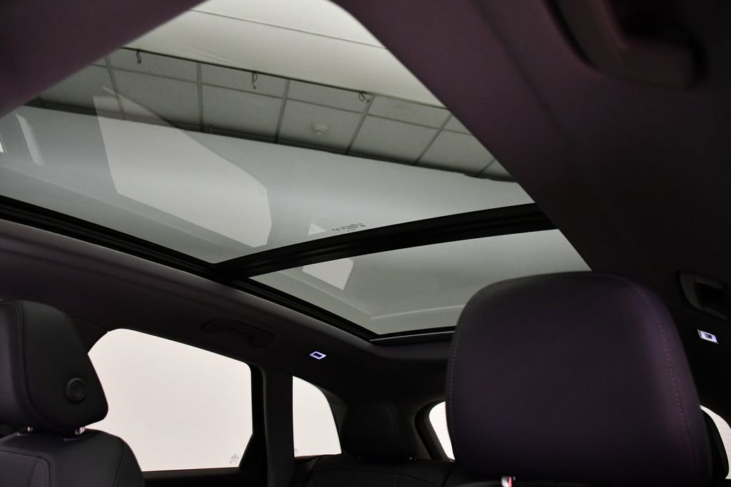 Used 2025 Audi Q5 Premium w/ Convenience Package image 17