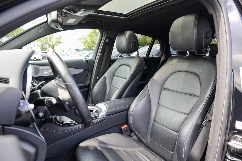 Used 2019 Mercedes-Benz GLC 300 4MATIC Coupe image 38