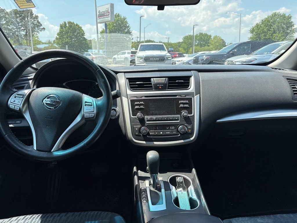 Used 2017 Nissan Altima 2.5 SV FWD image 10