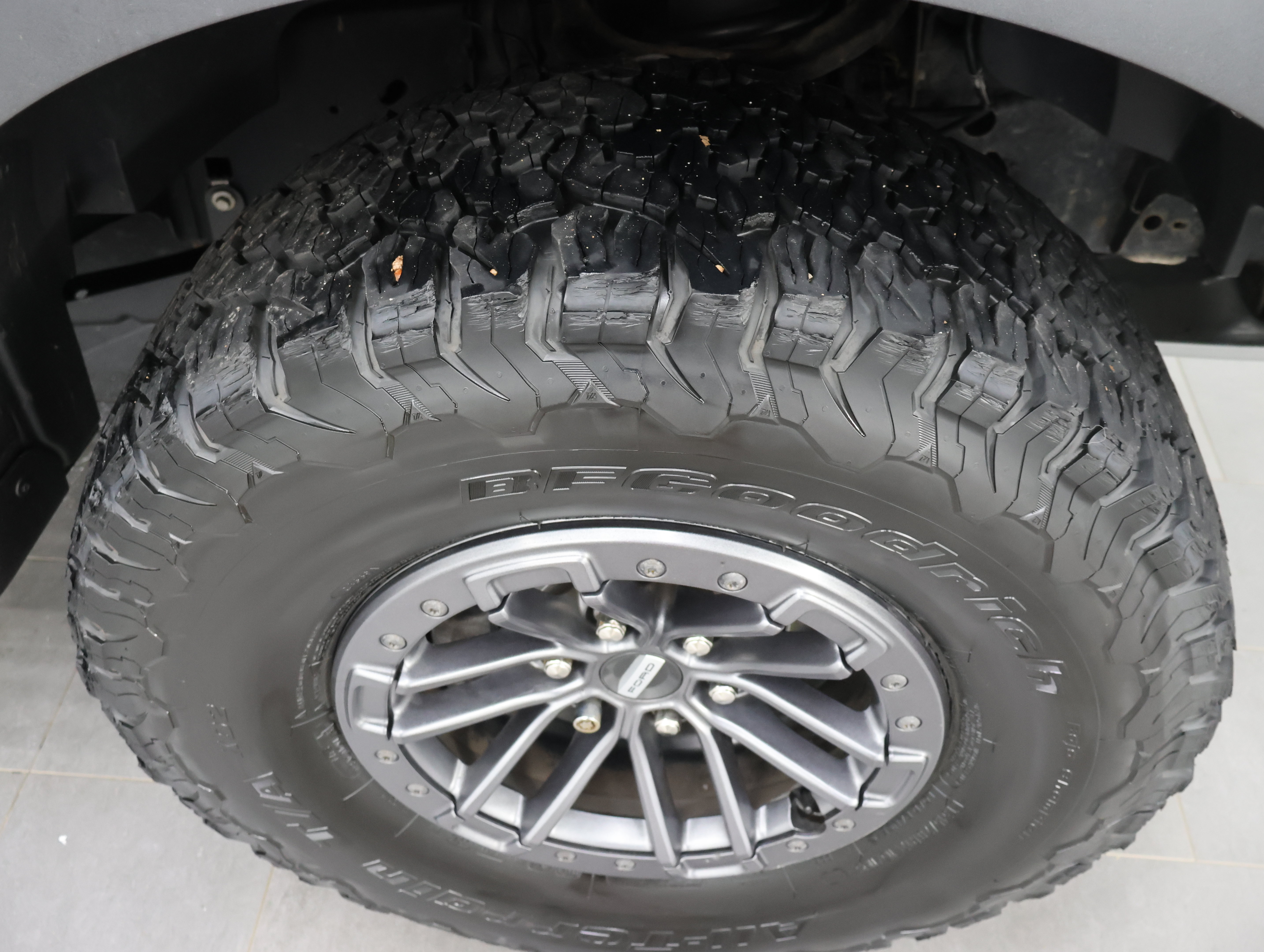 Used 2019 Ford F150 Raptor w/ Equipment Group 802A Luxury AWD/4WD image 3