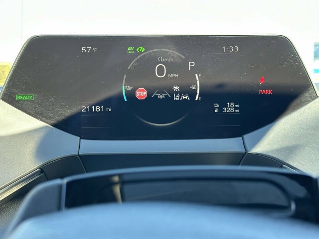 Used 2023 Toyota Prius Prime Premium FWD image 28