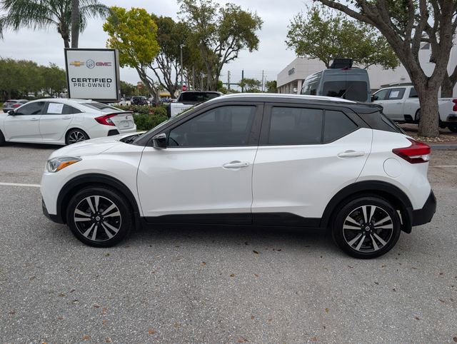 Used 2020 Nissan Kicks SV image 4
