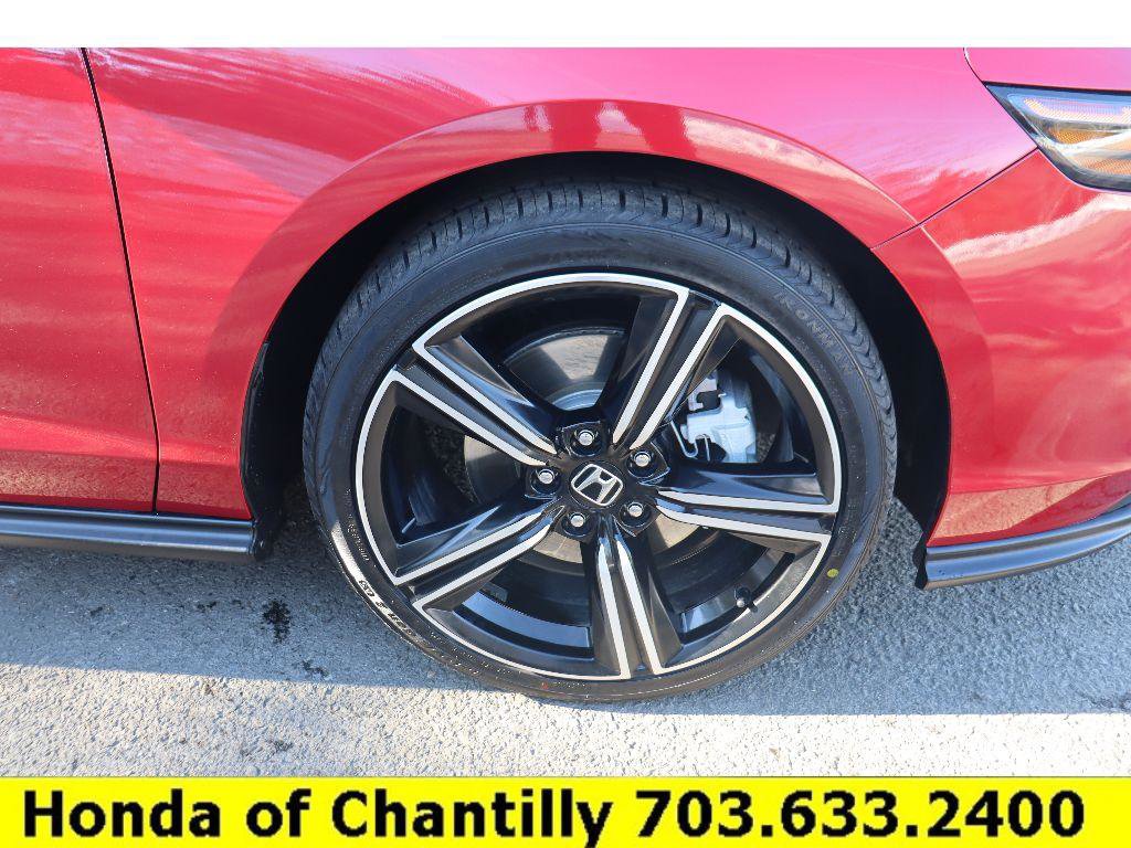 Used 2023 Honda Accord Sport image 29