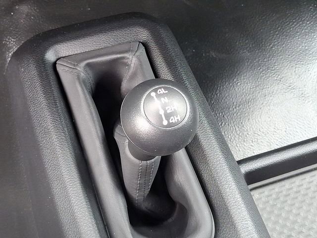 Used 2024 RAM 2500 Tradesman w/ Chrome Appearance Group image 19