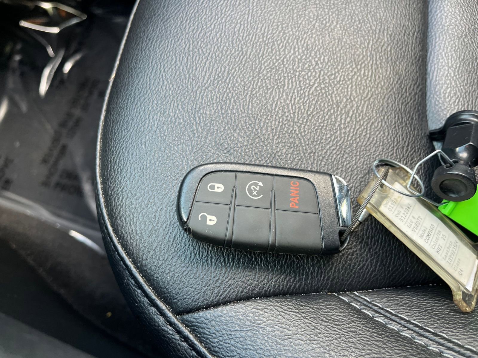 Used 2025 Jeep Compass Limited image 21