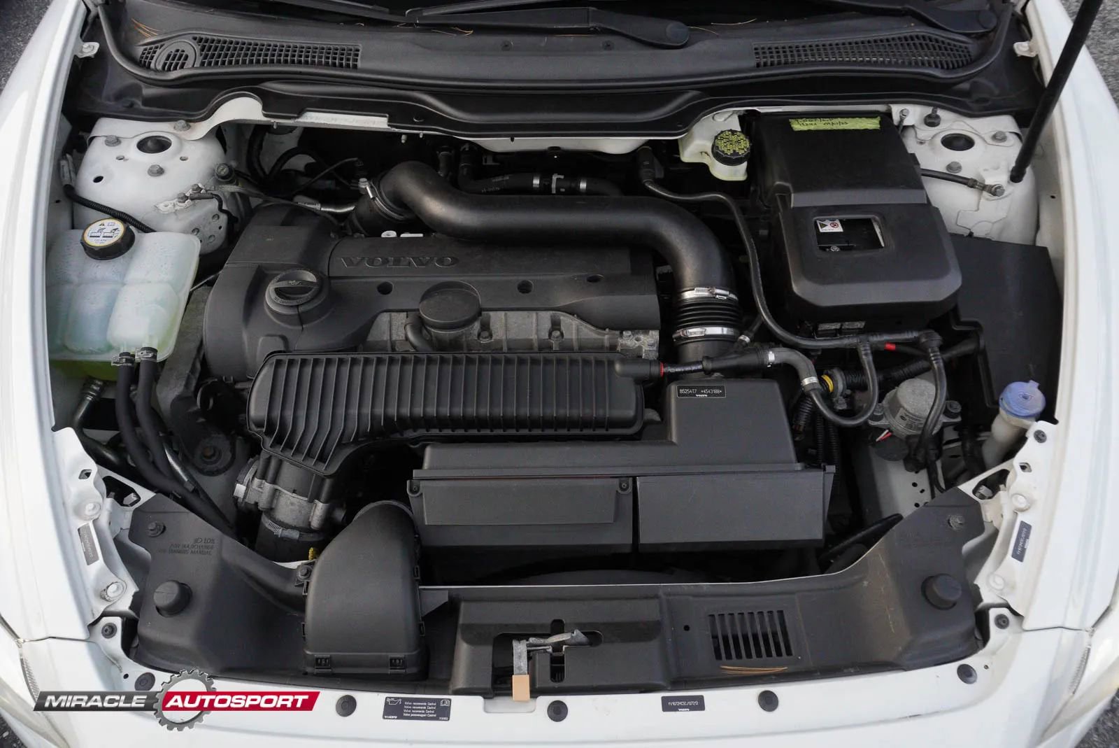 Used 2012 Volvo C70 T5 w/ Dynamic Trim Pkg image 14