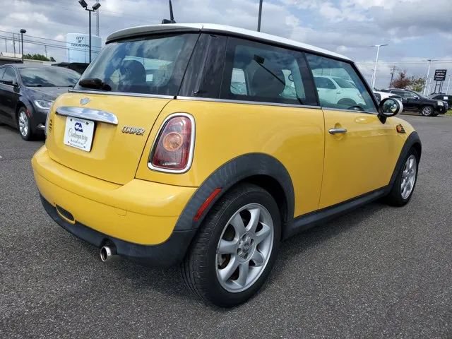 Used 2009 MINI Cooper Hardtop FWD image 7