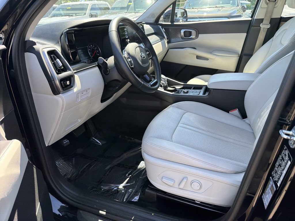 Used 2021 Kia Sorento S AWD/4WD image 11