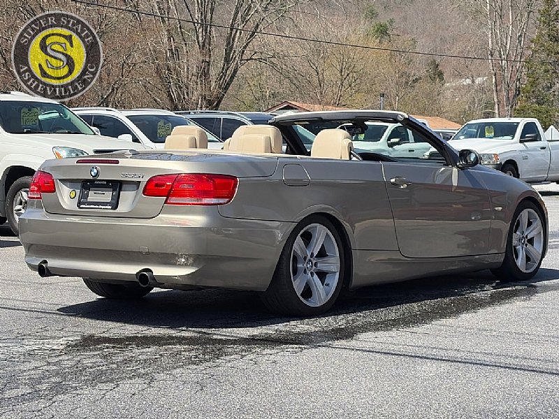 Used 2007 BMW 335i Convertible image 6