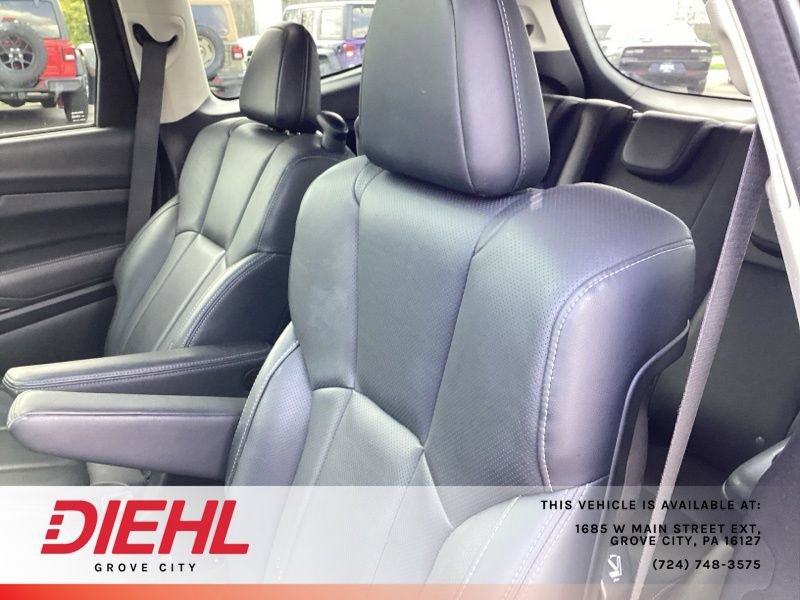 Used 2021 Subaru Ascent Touring w/ Popular Package #2A image 9