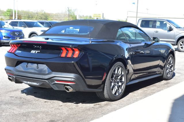 Used 2025 Ford Mustang GT Premium w/ GT Performance Package RWD image 10