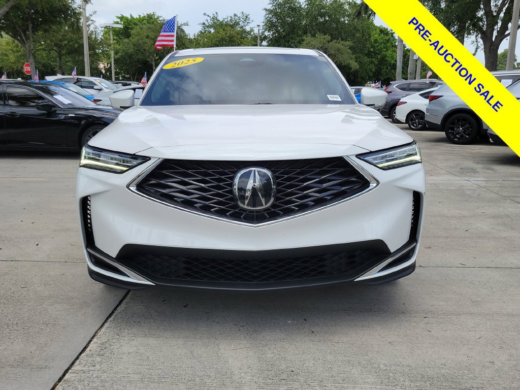 Used 2025 Acura MDX FWD image 2