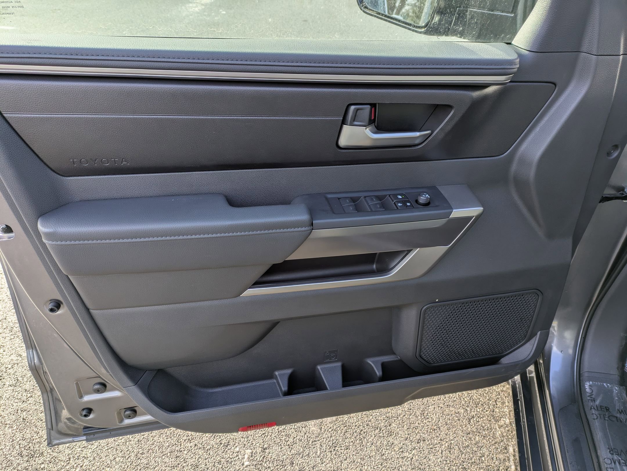 New 2025 Toyota Tundra SR5 image 6