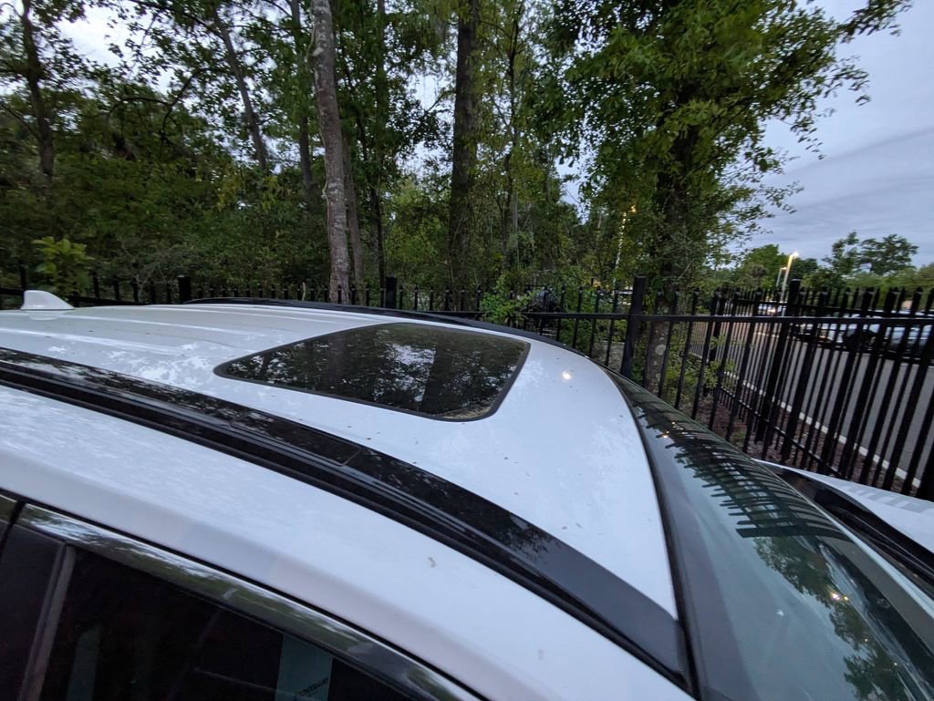 Used 2025 Toyota RAV4 XLE w/ Convenience Package image 11