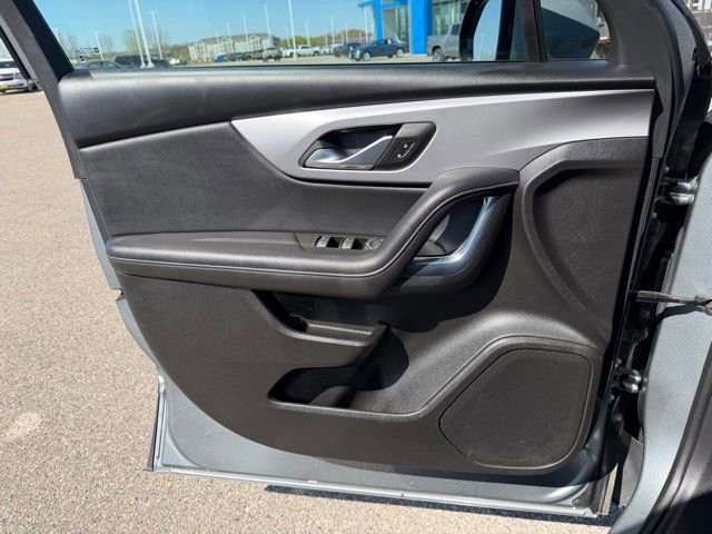 Used 2023 Chevrolet Blazer LT FWD image 25