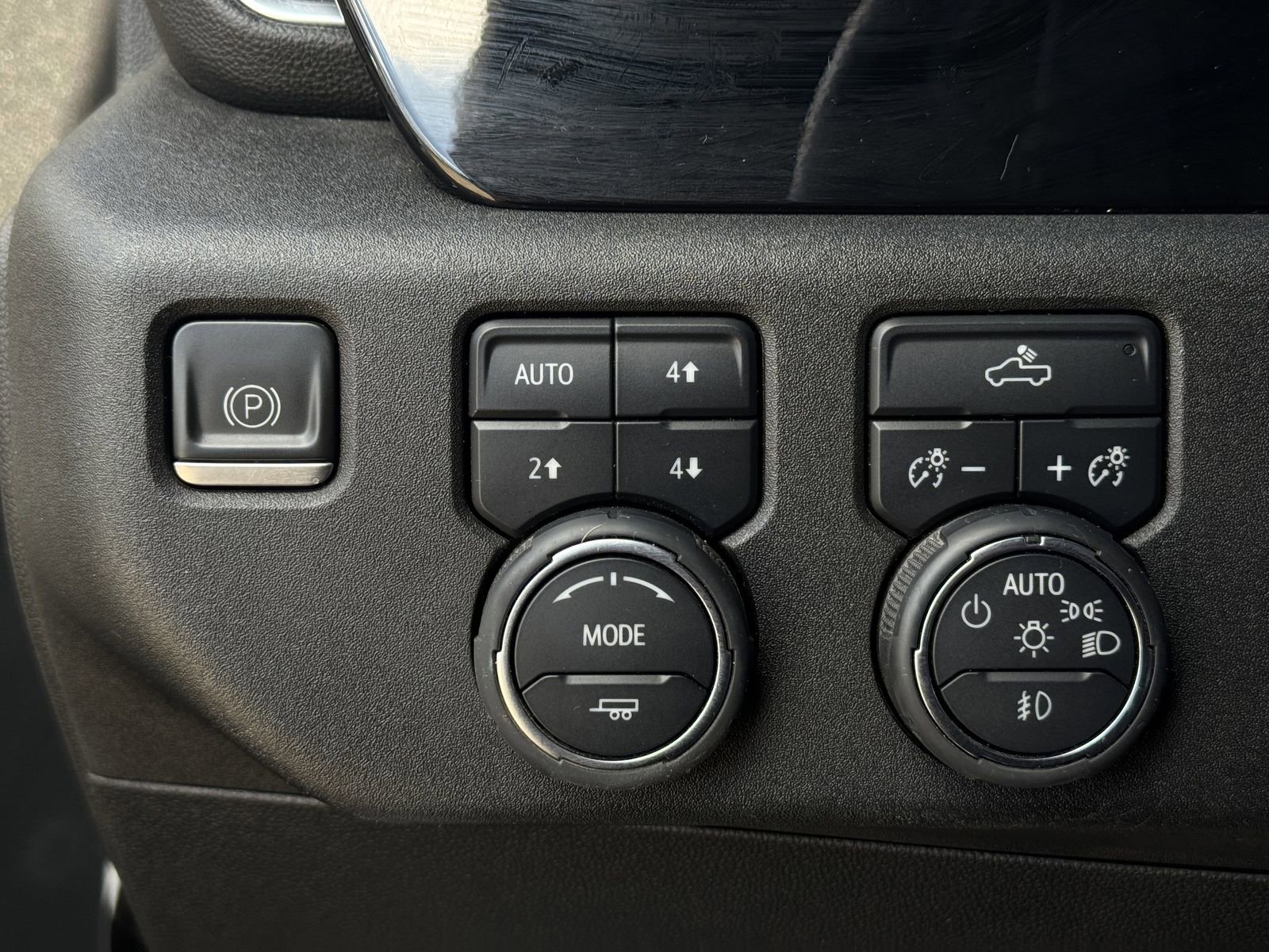 Used 2023 Chevrolet Silverado 1500 RST AWD/4WD image 24