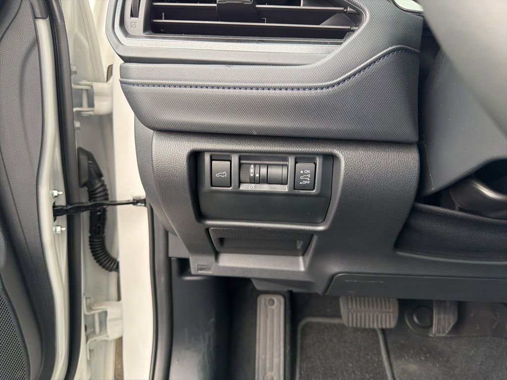 Certified 2025 Subaru Forester Premium w/ Convenience Package #2 image 27