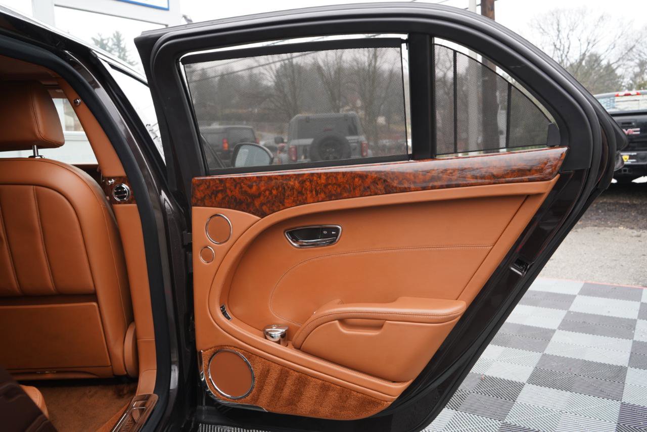 Used 2011 Bentley Mulsanne image 61