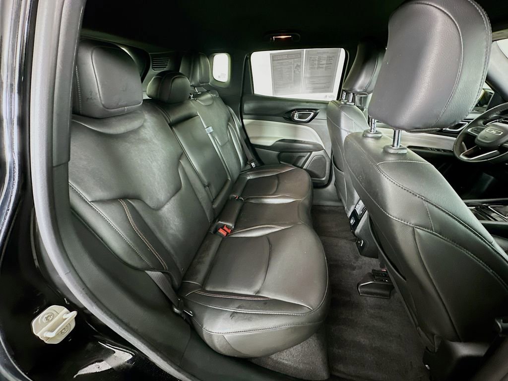 Used 2024 Jeep Compass Limited image 36