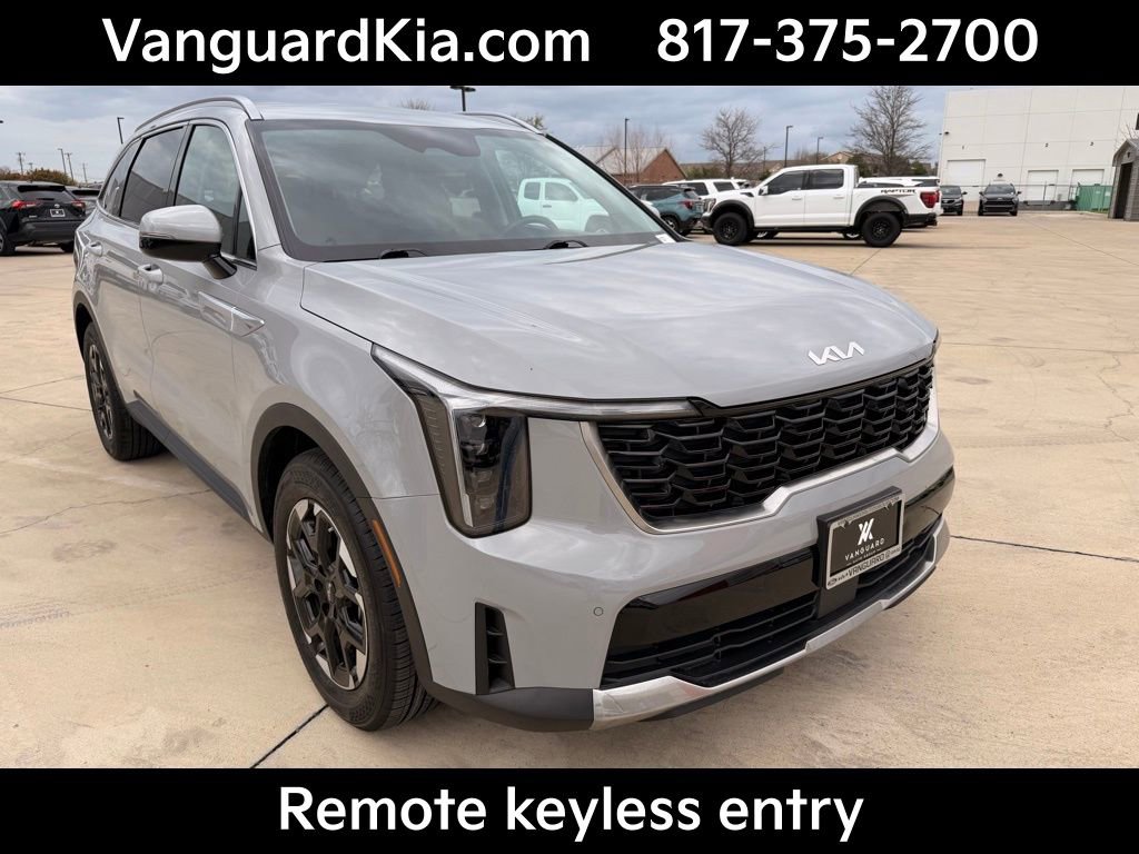 Certified 2025 Kia Sorento S image 5