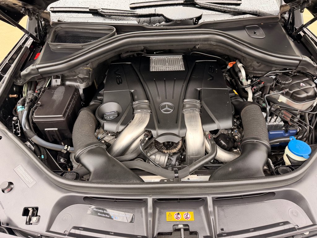 Used 2019 Mercedes-Benz GLS 550 4MATIC image 24