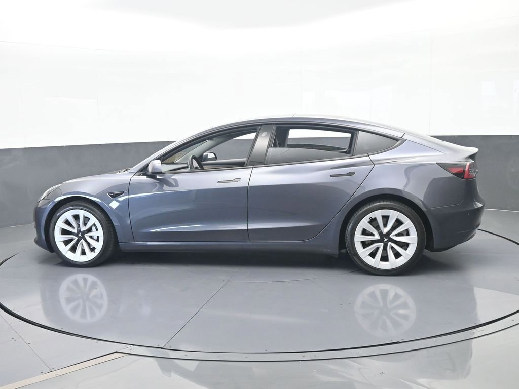 Used 2023 Tesla Model 3 Standard Range RWD image 3
