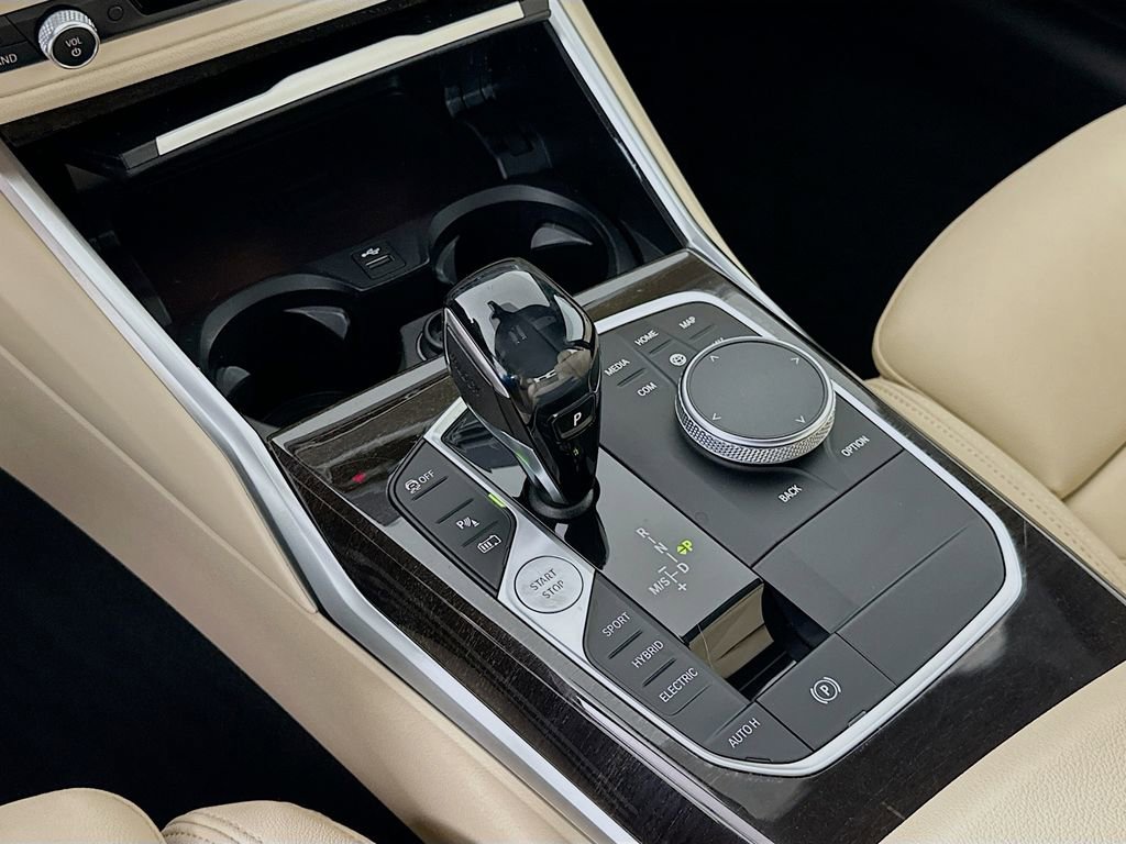 Used 2021 BMW 330e w/ Premium Package image 17