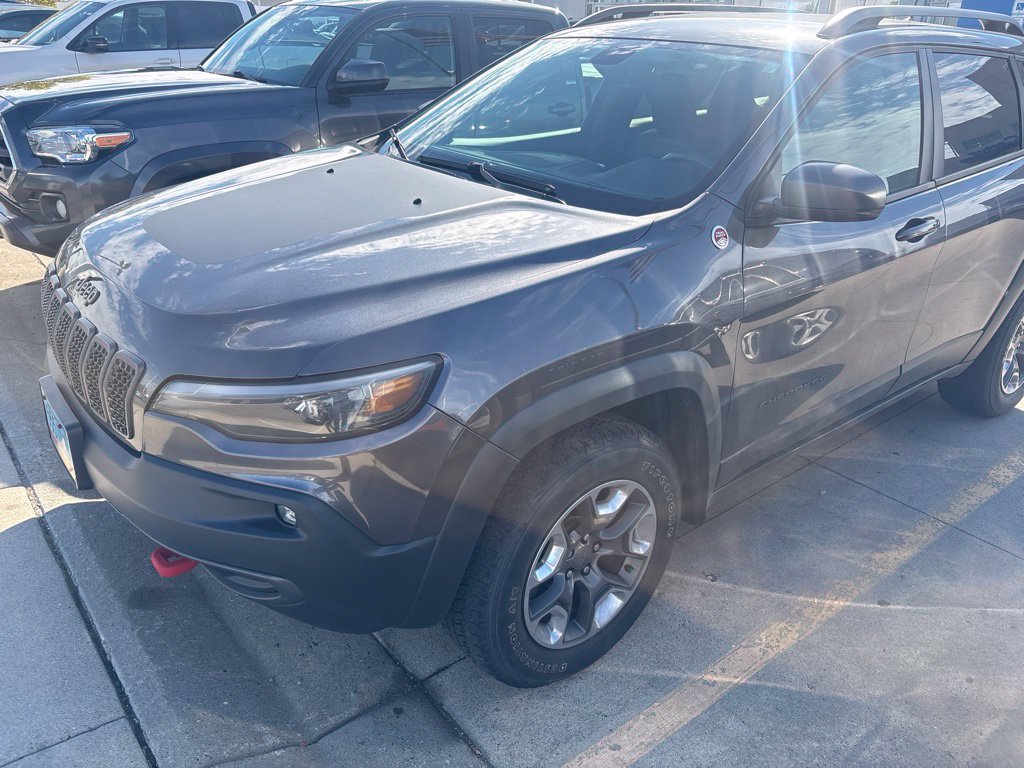 Used 2019 Jeep Cherokee Trailhawk w/ Cold Weather Group AWD/4WD image 6