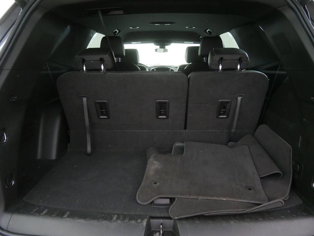 Used 2023 Chevrolet Traverse LT AWD/4WD image 7