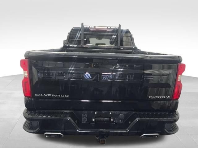 Used 2020 Chevrolet Silverado 1500 Custom w/ Custom Value Package AWD/4WD image 5