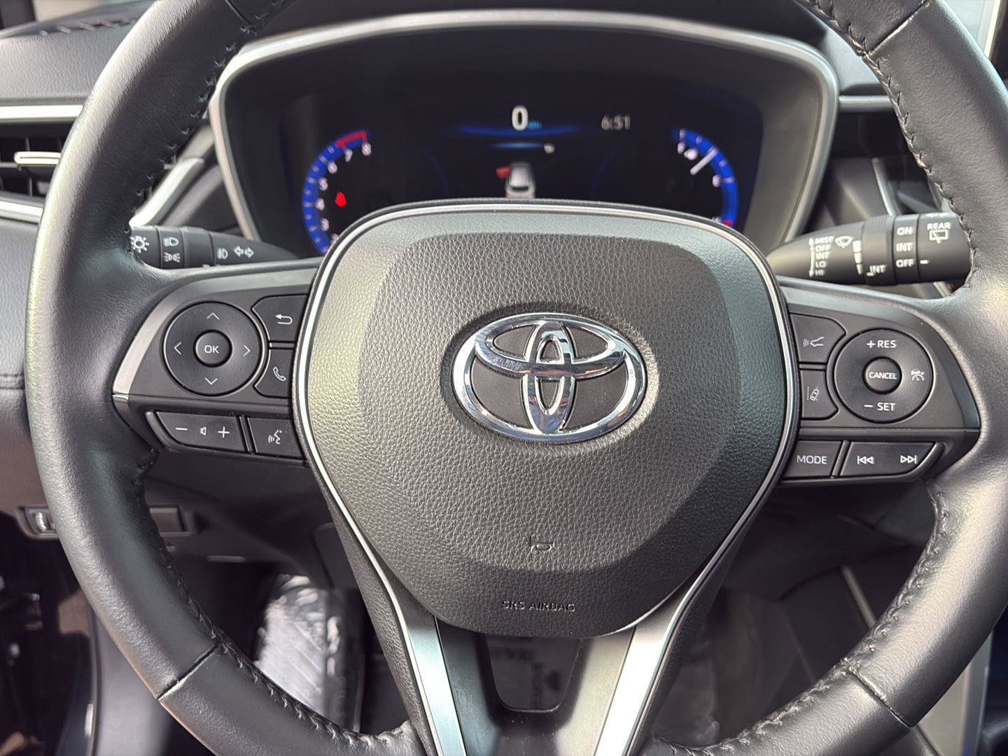 Used 2022 Toyota Corolla Cross XLE w/ Convenience Package image 20