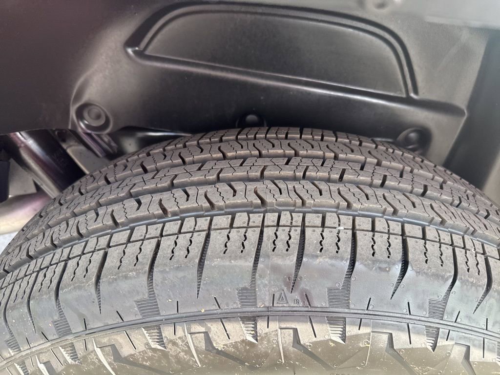 Used 2025 Jeep Wrangler Sport image 11