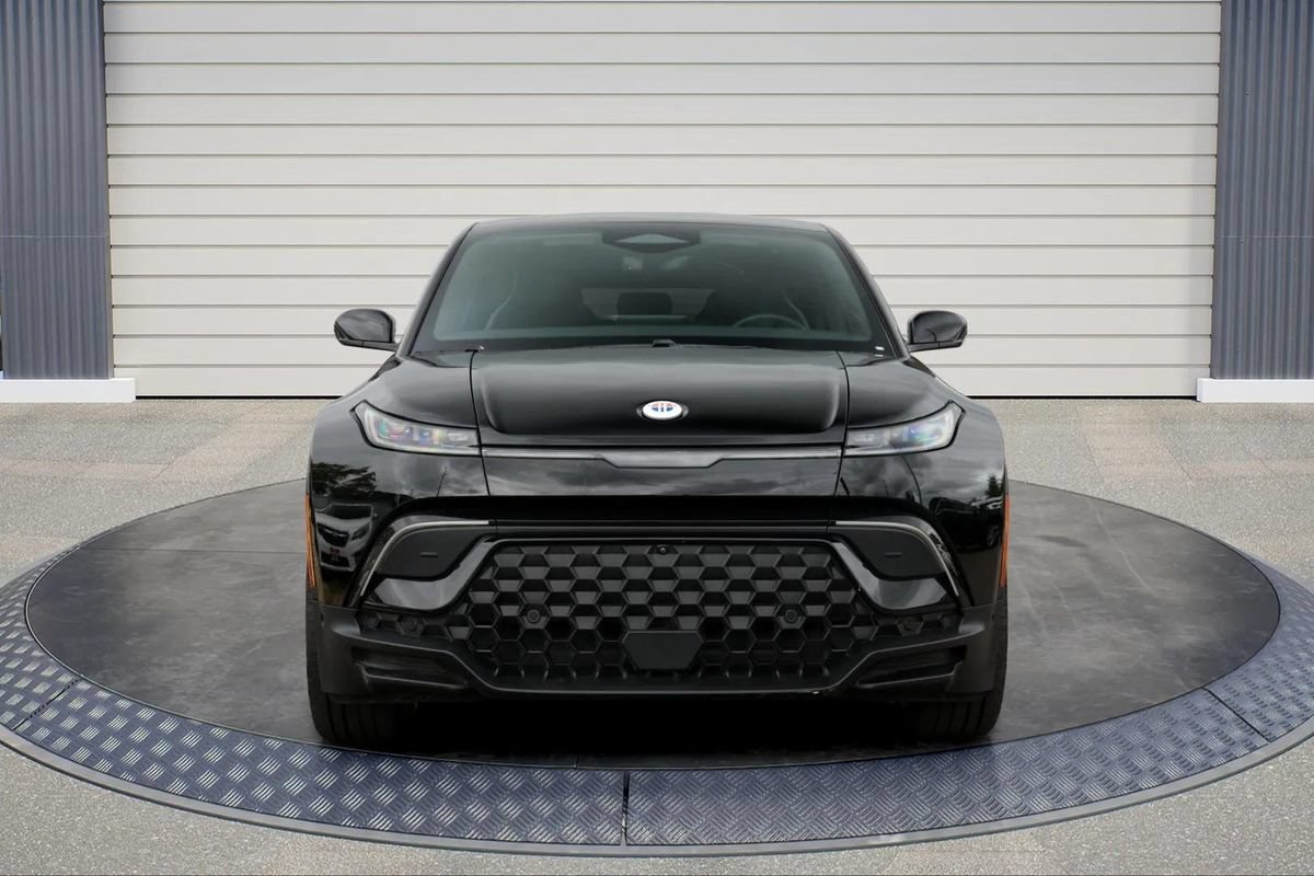 Used 2023 Fisker Ocean Extreme AWD/4WD image 2