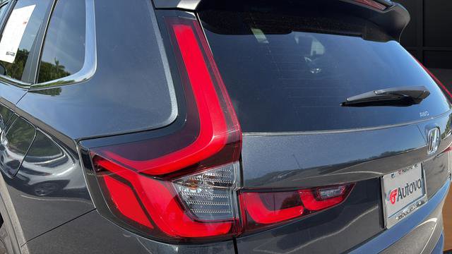 Used 2025 Honda CR-V LX image 28