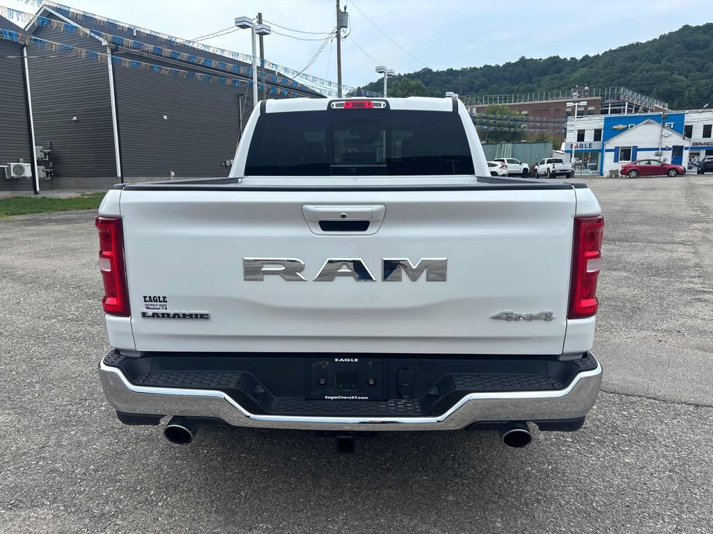 Used 2026 RAM 1500 Laramie AWD/4WD image 4