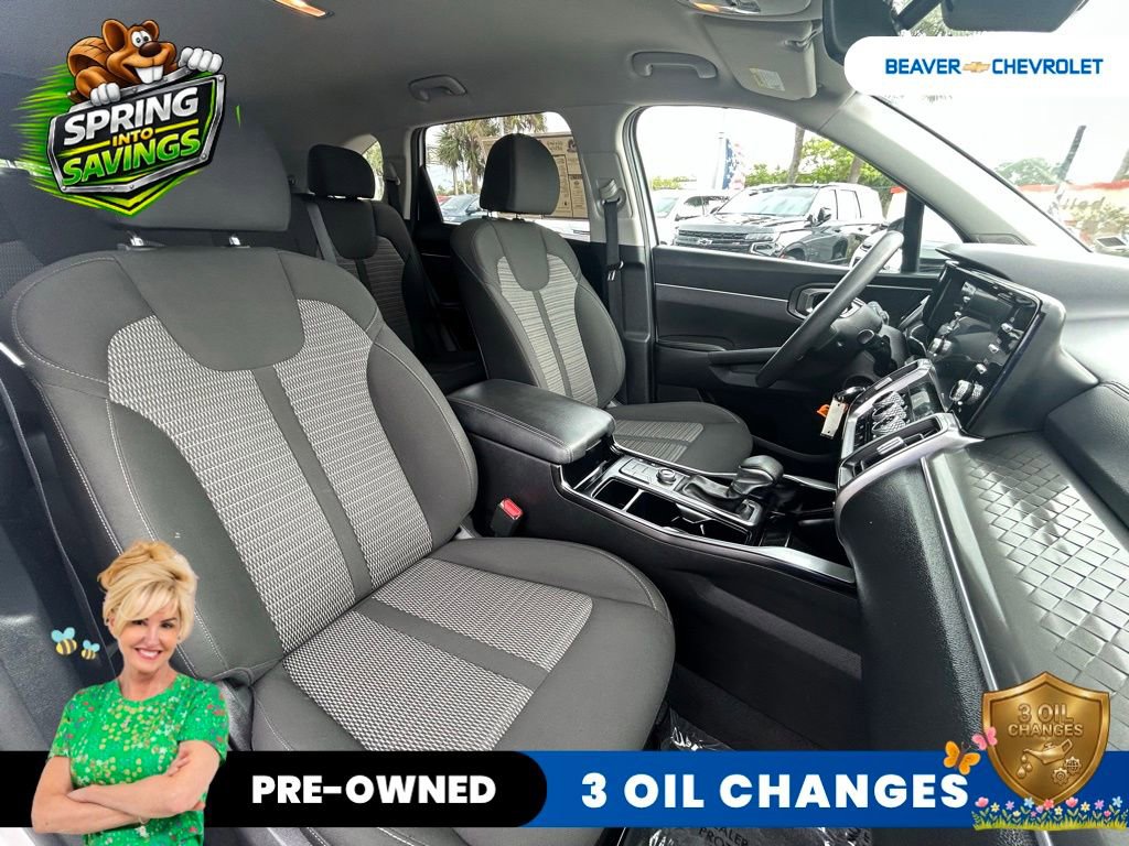 Used 2023 Kia Sorento LX image 28