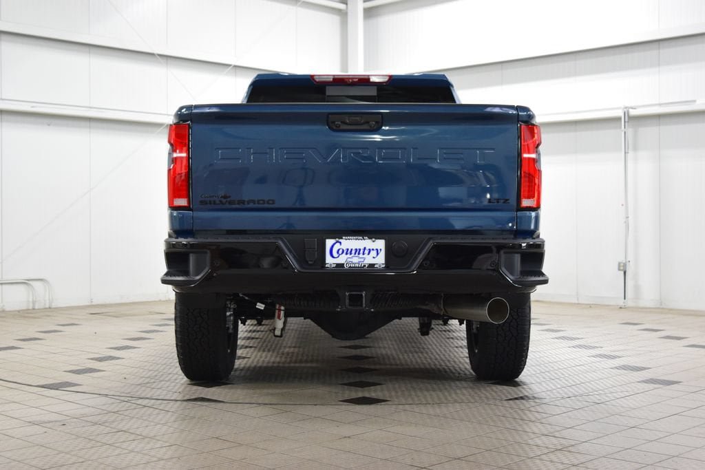 New 2026 Chevrolet Silverado 2500 LTZ w/ LTZ Plus Package AWD/4WD image 7
