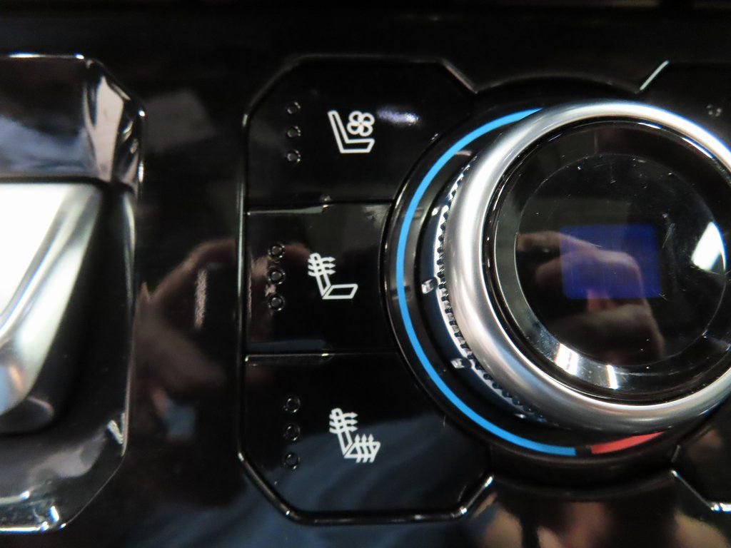 Used 2025 GMC Sierra 2500 AT4 w/ AT4 Premium Plus Package image 69