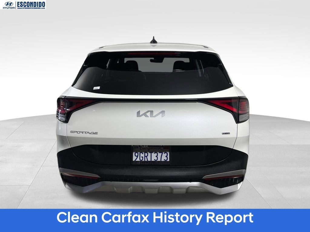 Used 2023 Kia Sportage LX image 4